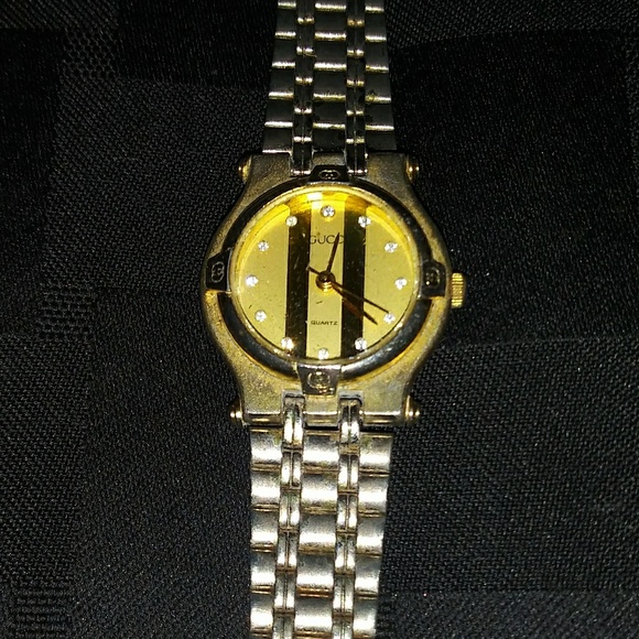 Vintage Gucci watch real diamonds and gold. - Picture 1 of 3